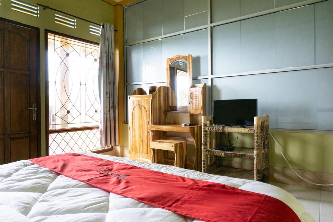Reddoorz Near Senaru Rinjani Hotell Eksteriør bilde